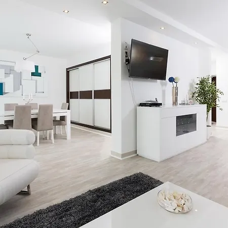 市中心d阁楼公寓 公寓 *